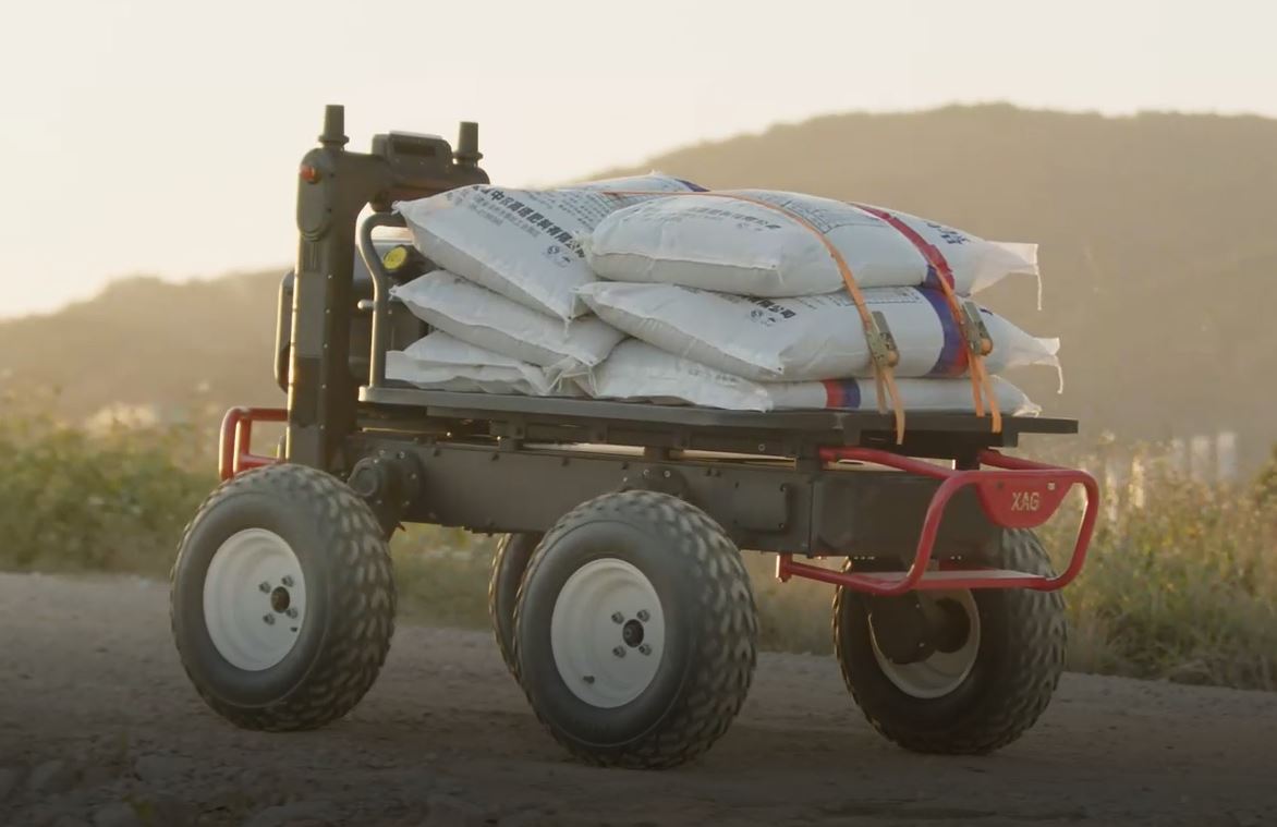 R150 2023 Autonomous Tractor (Hauler) - HSE-UAV